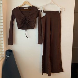 Cute matching brown set oak + fort